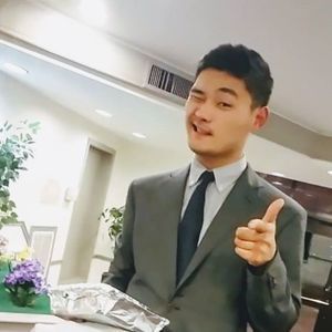 Meet your Posher, Brian